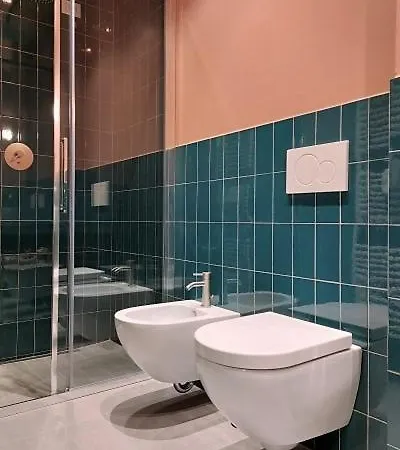 The 6 S Aparthotel