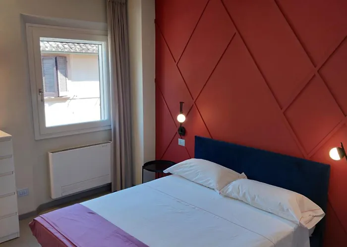 The 6 S Apartmanhotel